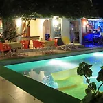 فندق Kavala 2*