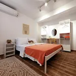 فندق Kavala