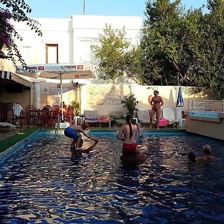 Kavala 2*